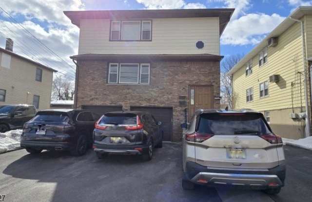 388 Garibaldi Ave photos photos