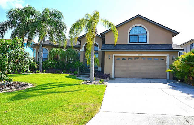 1111 KINGFISH PLACE - 1111 Kingfish Place, Apollo Beach, FL 33572