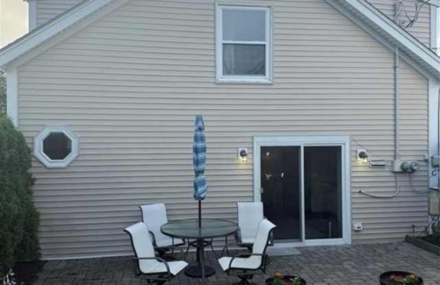 16 Dudley Avenue Gallery 4