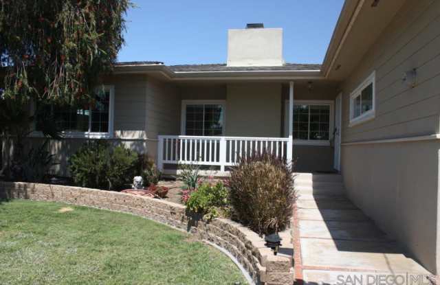 5363 West Falls View Drive Gallery 2