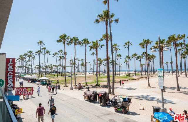 1309 Ocean Front Walk Gallery 3