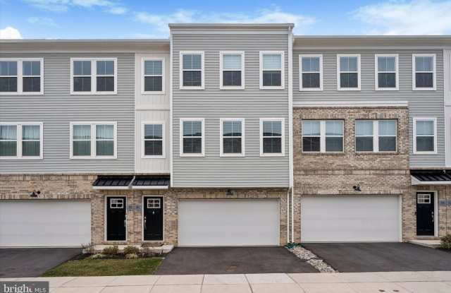 46 CONTINENTAL WAY photos photos