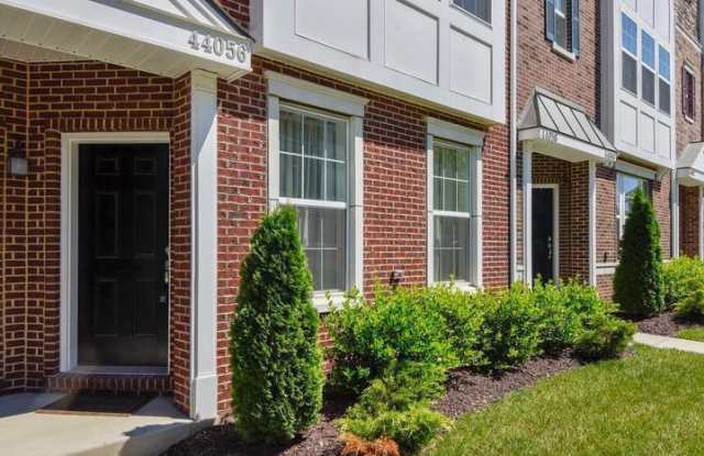 44056 PEIROSA TERRACE Gallery 3