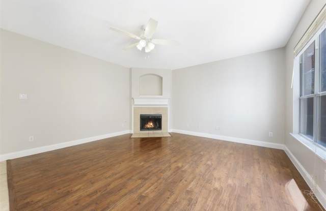 5420 Waterwood Court Gallery 2