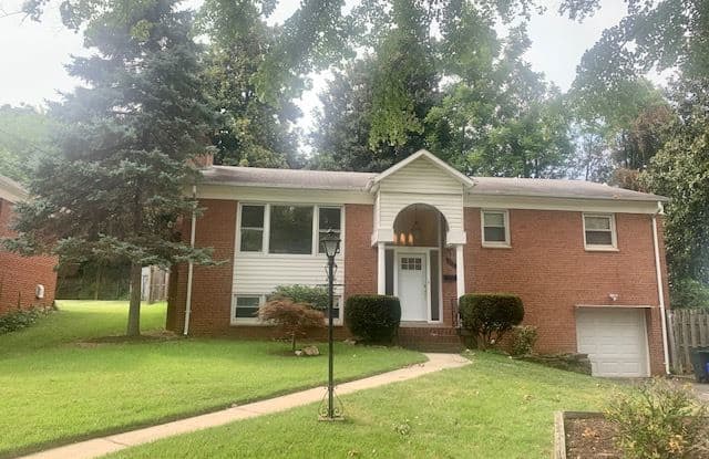 5001 Alta Visa Rd - 5001 Alta Vista Road, Bethesda, MD 20814