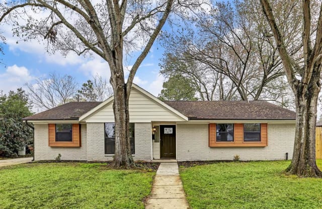 5522 Braesvalley Drive - 5522 Braesvalley Drive, Houston, TX 77096