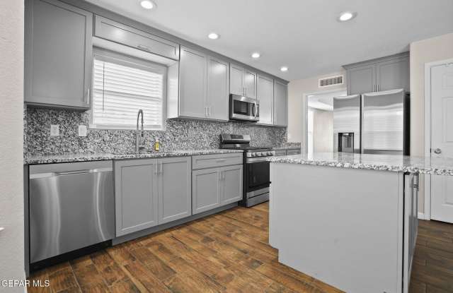 6308 LOMA DE CRISTO Drive Gallery 3