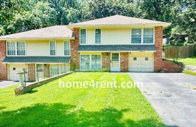 Updated Kitchen w/ Granite Counters, Subway Tile, SS Appliances photos photos