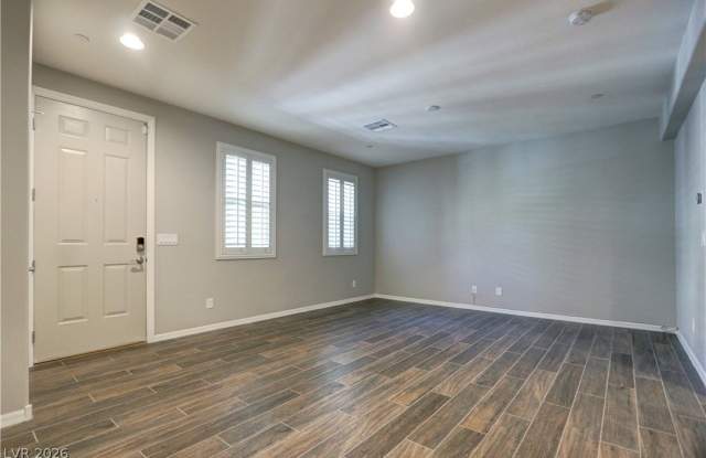 93 Alamere Falls Drive Gallery 4