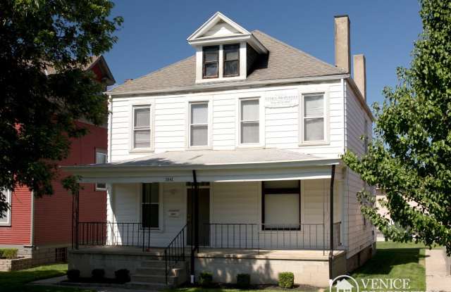 5 Bedroom on OSU Campus - 1641 North 4th Street, Columbus, OH 43201