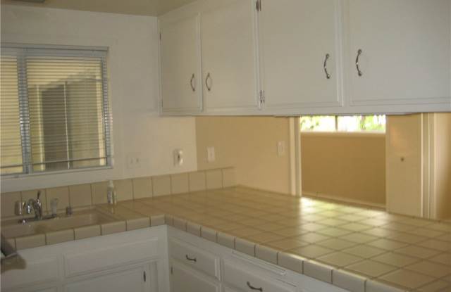 7347 Berry Hill Drive Gallery 2