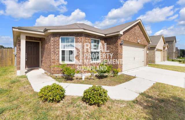 Single-Story 3-Bed Home in Vacek Country Meadows – Richmond, TX Gallery 1