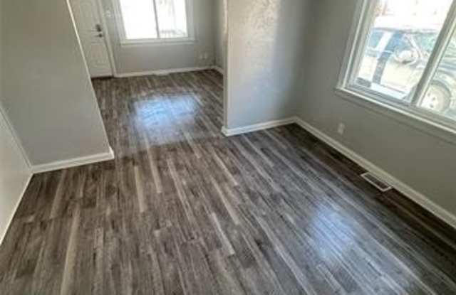 18722 BRADY Gallery 2