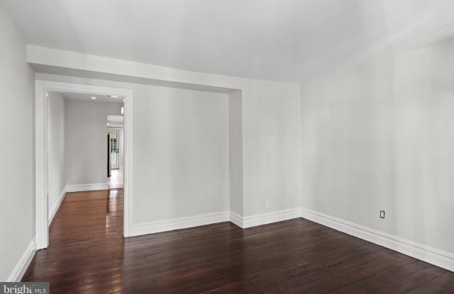 42 E 2ND Street Gallery 4