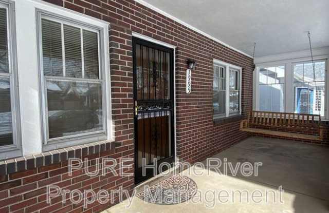 1995 S Sherman St Gallery 3