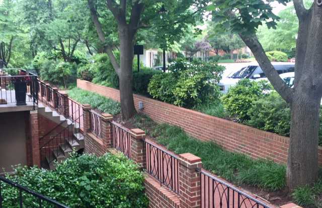 3225 SUTTON PLACE NW Gallery 4