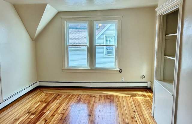 128 Dwight Street Gallery 4