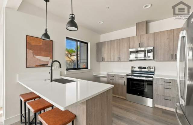 2035 Southwest Umatilla Avenue Gallery 1
