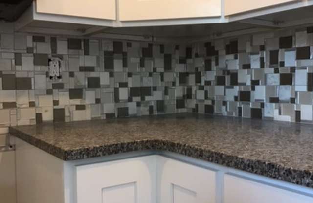 5205 ridge - B Gallery 3