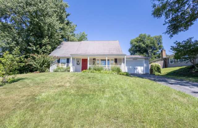 Spacious 4 BR/2 BA Single-Family Home in Bowie! photos photos