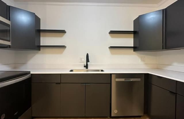 4609 Brockton Drive unit: D photos photos