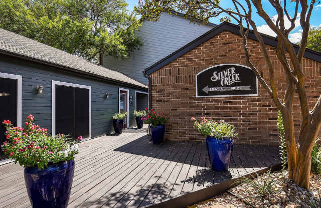 Silver Creek Apartments Gallery 2