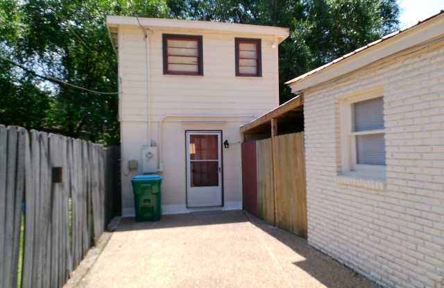 1 Bedroom Newly Renovated Apartment Move-In Ready photos photos