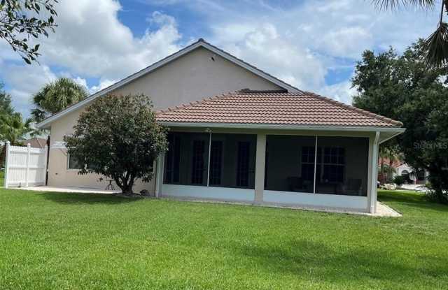 174 GRAND OAK Circle Gallery 4