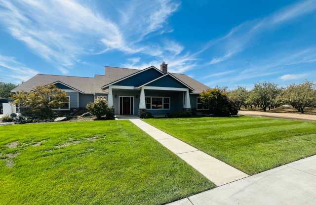 3 bedroom Country Home photos photos