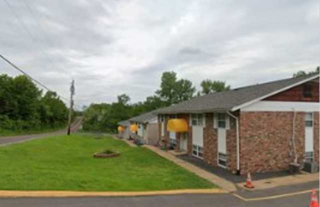 Gravois Apartments LLC Gallery 3