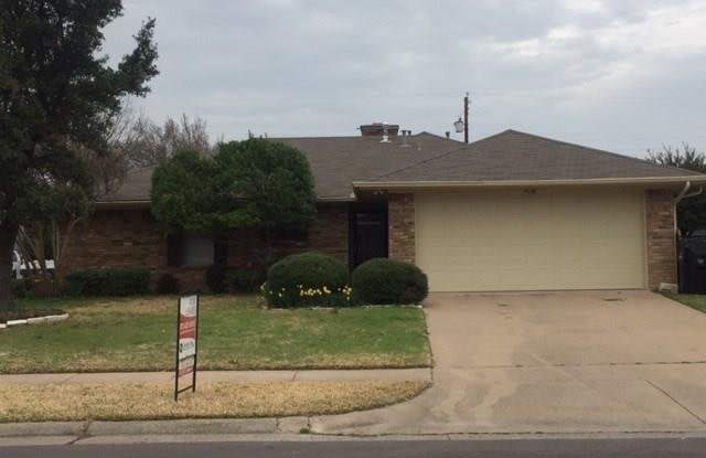 9038 Hillside Drive - 9038 Hillside Drive, Frisco, TX 75033