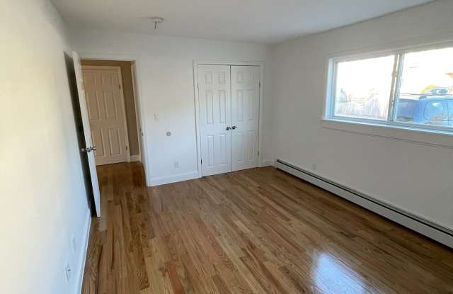 1731 NORTH GARDINER DRIVE -6A Gallery 3