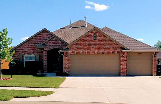 Beautiful Home Near Tinker  Boeing photos photos