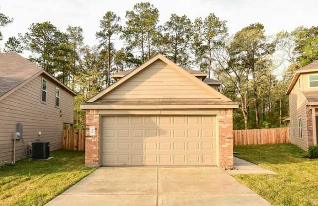 429 North Meadows Drive - 429 North Meadows Drive, Willis, TX 77378