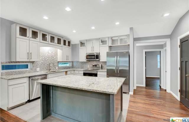 425 Sarah Drive Gallery 4