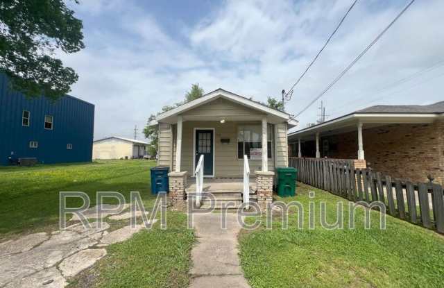816 Avenue A photos photos