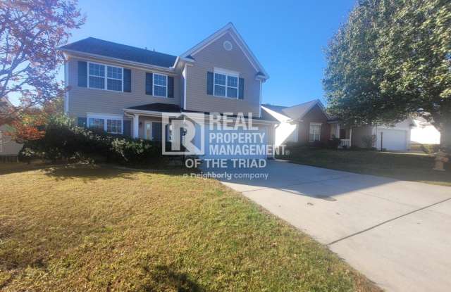 5872 Sunny Ridge Trl - 5872 Sunny Ridge Tr, Forsyth County, NC 27012