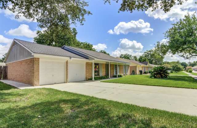 5522 Duxbury Street Gallery 2