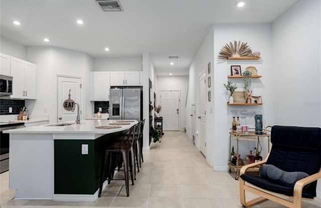 10348 OAKSIDE Drive Gallery 4