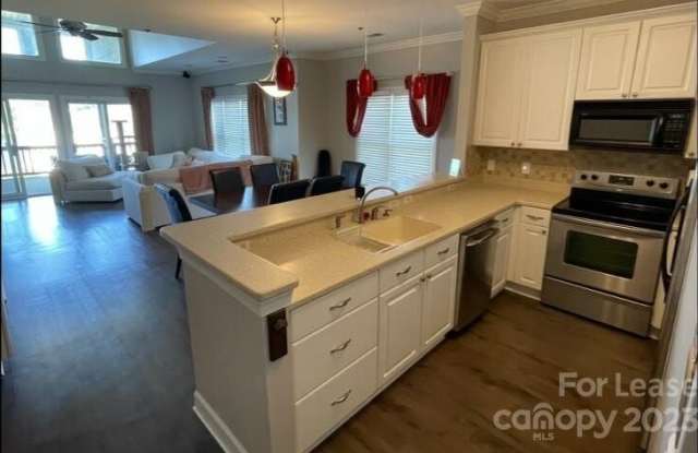 18700 Nautical Drive Gallery 3