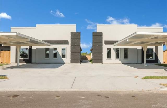 913 13th Street unit: 1 photos photos