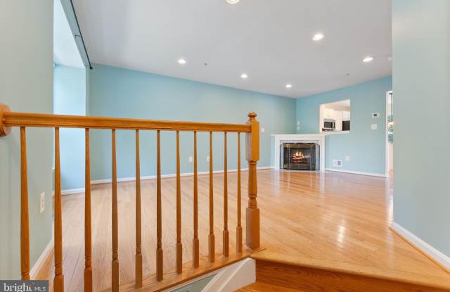 623 CAPTAIN JOHN BRICE Way Gallery 2