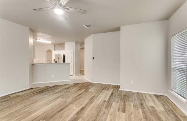 9705 Hedge Bell Drive Gallery 2