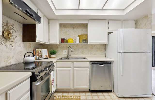 2885 Knox Ave S photos photos