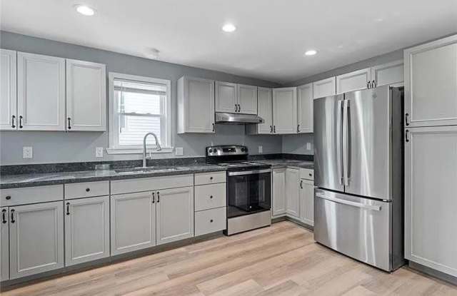 71 1st Avenue photos photos