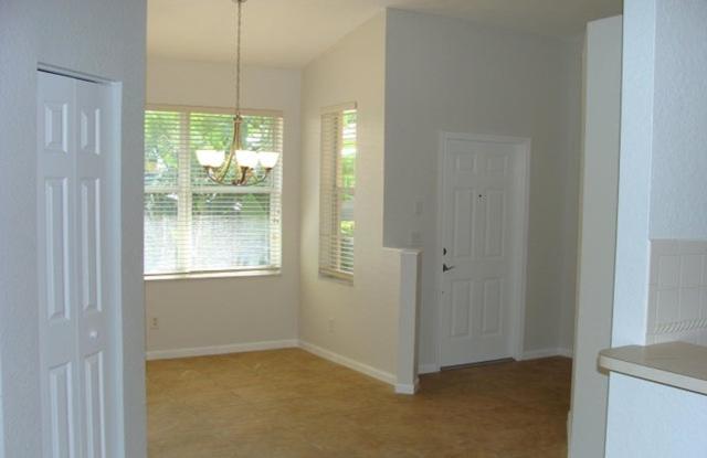 369 W Coral Trace Circle, Delray Beach, FL 33445 Gallery 4