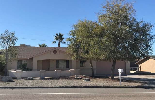 COMING SOON! 4Br/2Ba; Large Yards w/Trees! photos photos