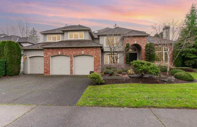 26511 SE 22nd St - 26511 Southeast 22nd Street, Sammamish, WA 98075
