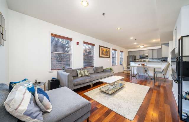 650 2ND ST photos photos