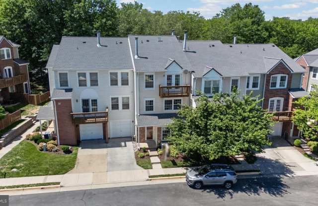 12552 KEMPSTON Lane - 12552 Kempston Lane, Lake Ridge, VA 22192